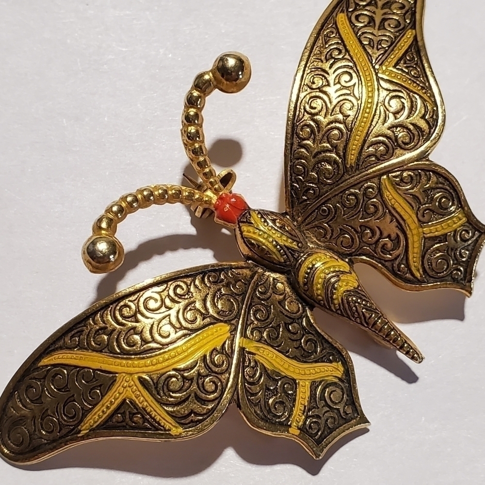 Vintage Goldtone Butterfly Brooch stamped Spain scrolling
